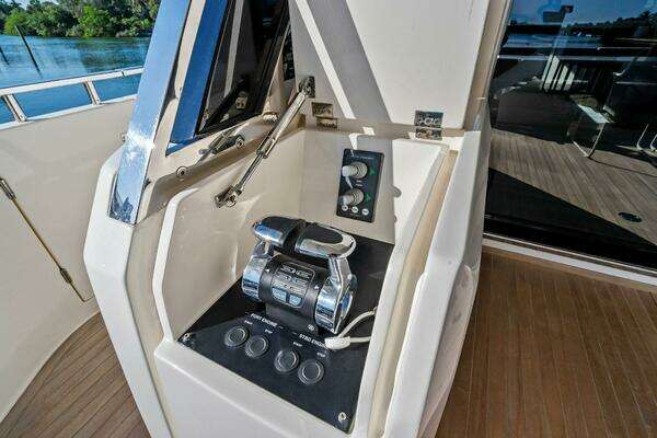 Ferretti Yachts 780 Yacht For Sale