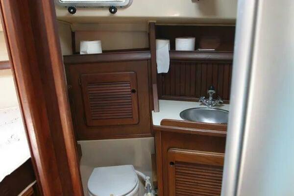 31ft Island Packet Yacht For Sale