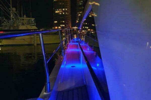 Fairline Squadron 55 Yacht For Sale