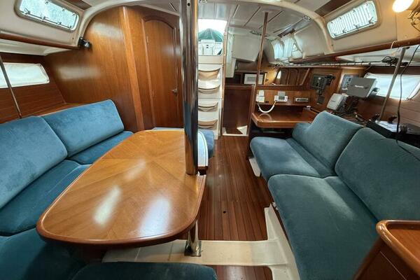 Ocean Schimmel 35ft Beneteau Yacht For Sale