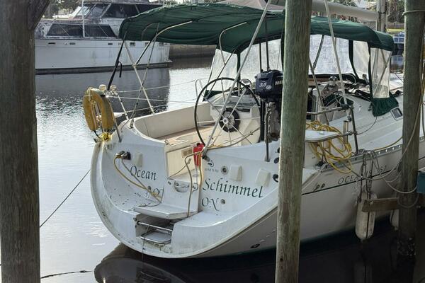 Ocean Schimmel 35ft Beneteau Yacht For Sale