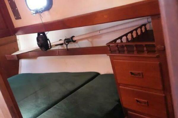 Flamboyant 37ft Tayana Yacht For Sale