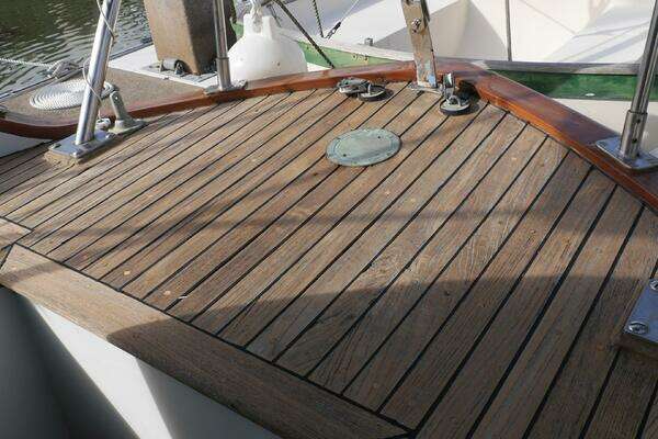 Photo of the 1979 Tayana 37 "Flamboyant"