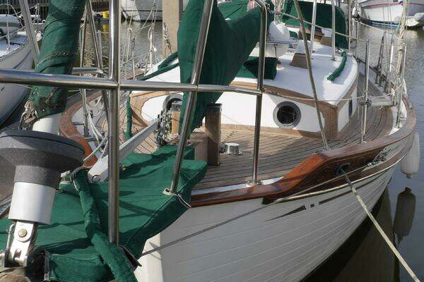 Photo of the 1979 Tayana 37 "Flamboyant"