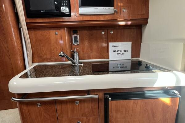 Alcira 31ft Four Winns Yacht For Sale