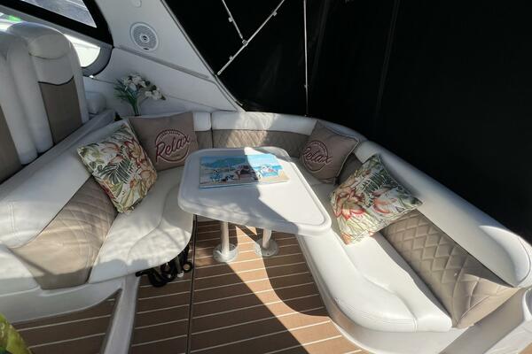 Alcira 31ft Four Winns Yacht For Sale