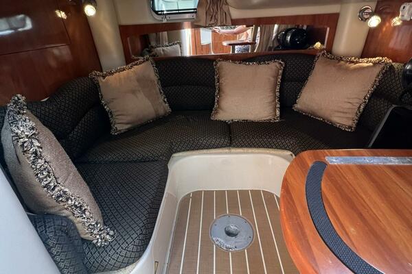 Alcira 31ft Four Winns Yacht For Sale