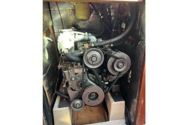 Catch My Drift 35ft Hunter Yacht For Sale