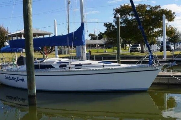 Catch My Drift 35ft Hunter Yacht For Sale