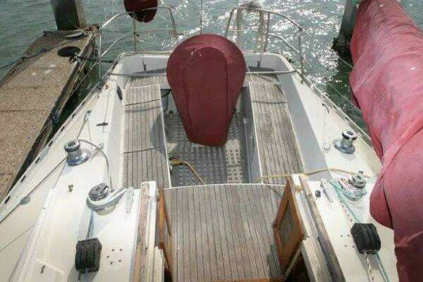 Photo of the 1983 Beneteau Idylle 11.5 "La Tarte"