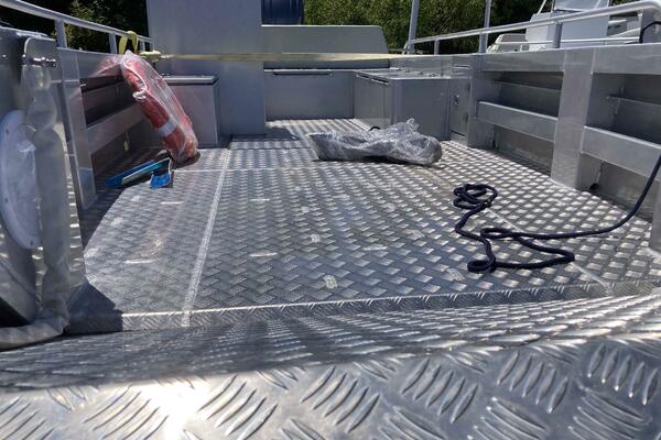 20ft Custom Yacht For Sale