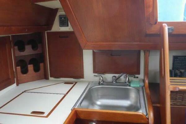 Allegre 35ft Ericson Yacht For Sale