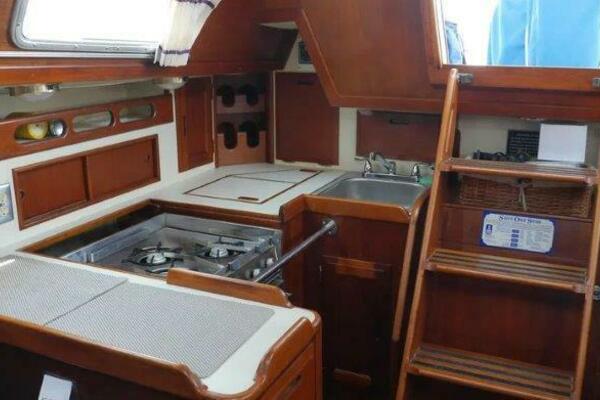 Allegre 35ft Ericson Yacht For Sale