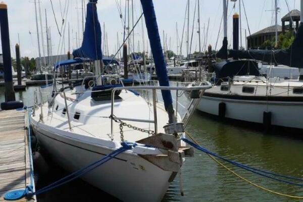 Allegre 35ft Ericson Yacht For Sale