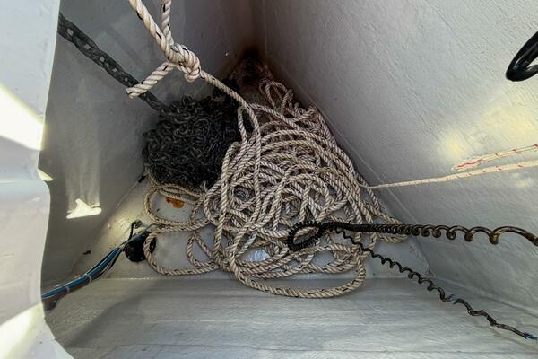 Happy Ours 42ft Beneteau Yacht For Sale