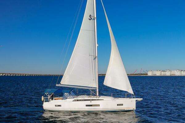 Beneteau 40.1 Yacht For Sale
