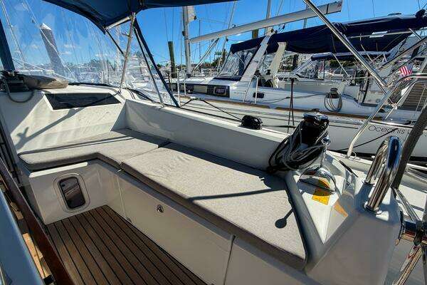 Beneteau 40.1 Yacht For Sale