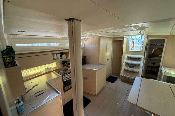 Beneteau 40.1 Yacht For Sale