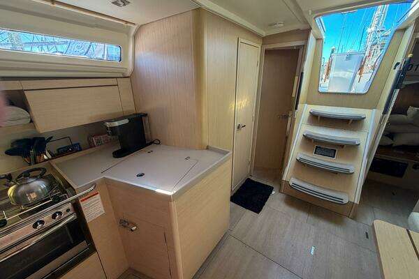 Beneteau 40.1 Yacht For Sale
