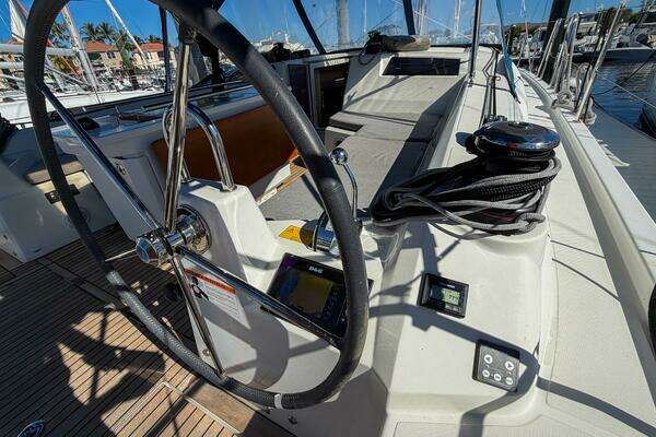 Beneteau 40.1 Yacht For Sale