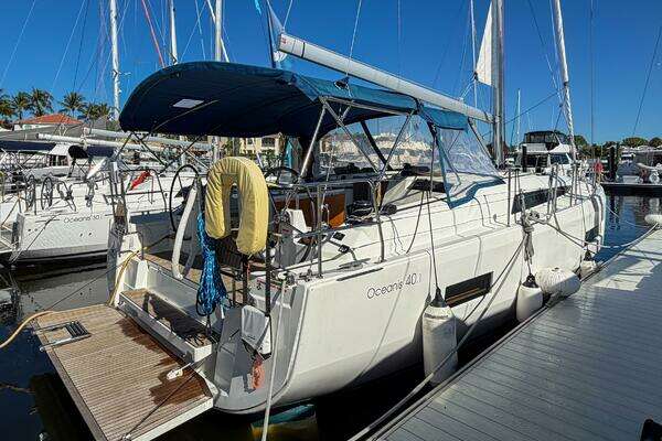 Beneteau 40.1 Yacht For Sale