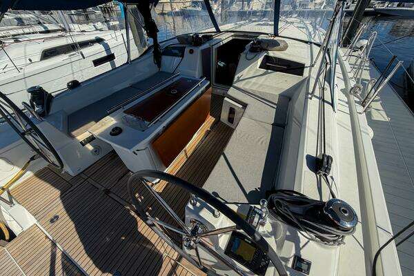 Beneteau 40.1 Yacht For Sale