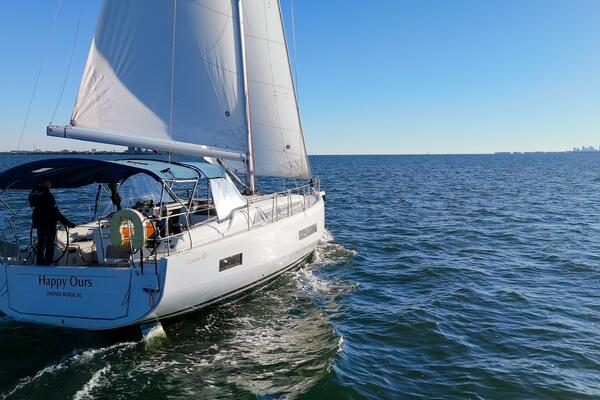 Happy Ours 42ft Beneteau Yacht For Sale
