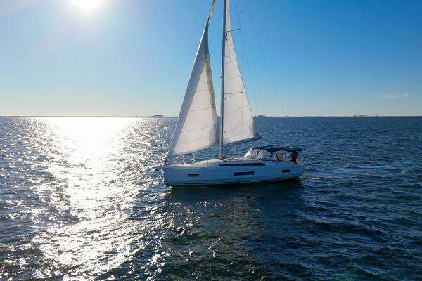 Beneteau 40.1 Yacht For Sale