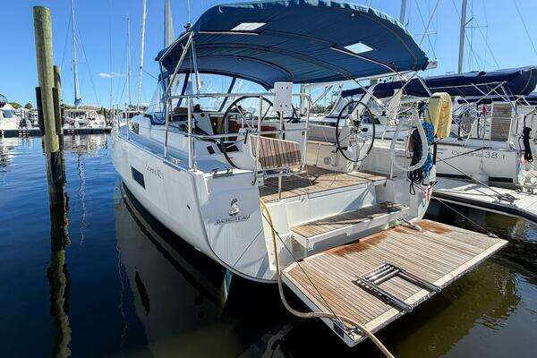 Beneteau 40.1 Yacht For Sale