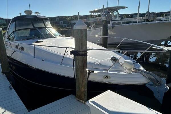 35ft Sea Ray Yacht For Sale