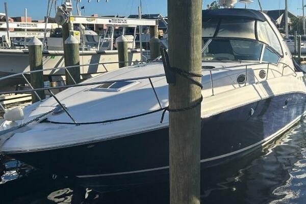 35ft Sea Ray Yacht For Sale