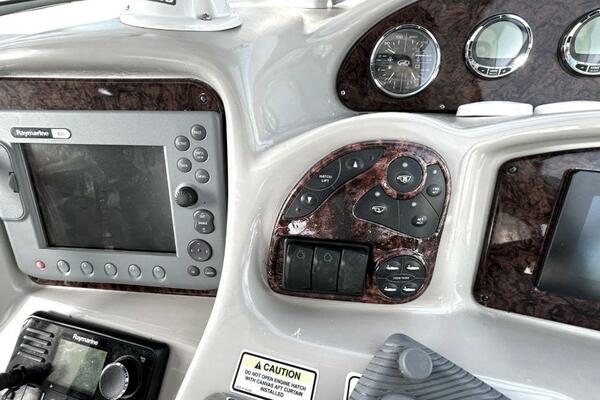 35ft Sea Ray Yacht For Sale