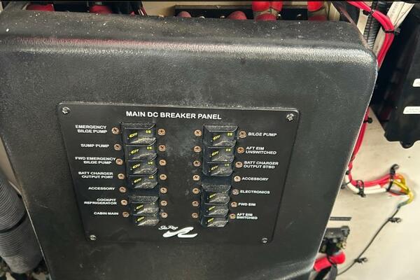 35ft Sea Ray Yacht For Sale