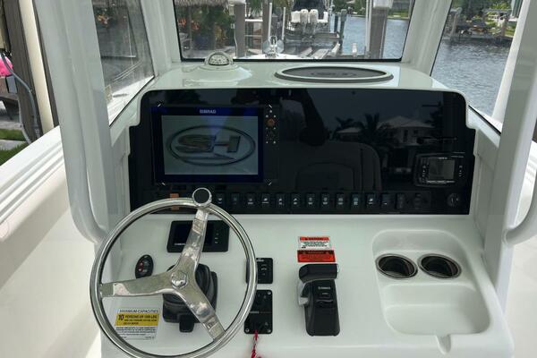 25ft Sea Hunt Yacht For Sale