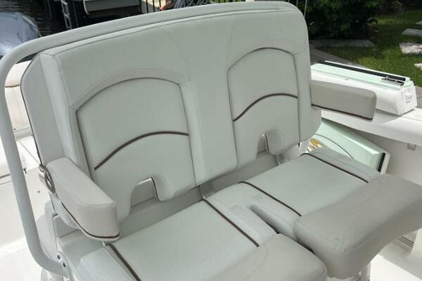 25ft Sea Hunt Yacht For Sale