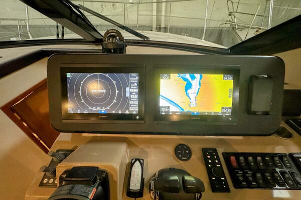 R amp R 37ft Carver Yacht For Sale