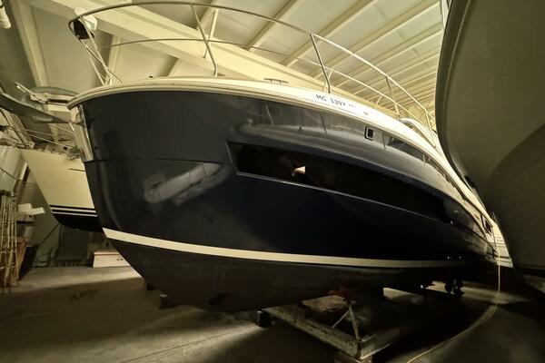 R amp R 37ft Carver Yacht For Sale
