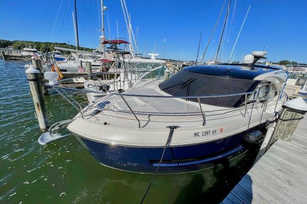 R amp R 37ft Carver Yacht For Sale