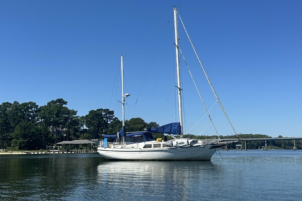 Free Spirit 47ft Alden Yacht For Sale