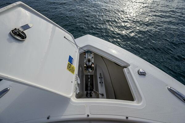 32ft Pursuit Yacht For Sale