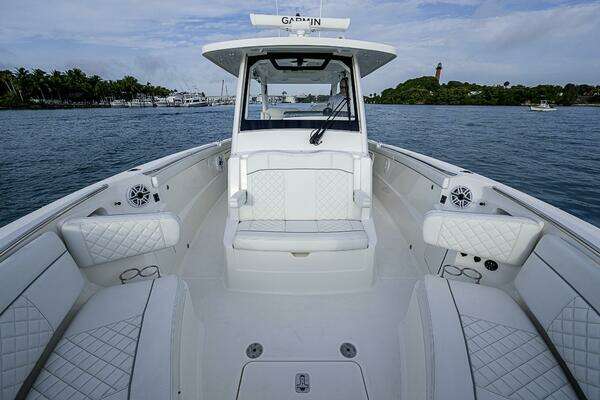 Pursuit S 328 Sport Yacht For Sale