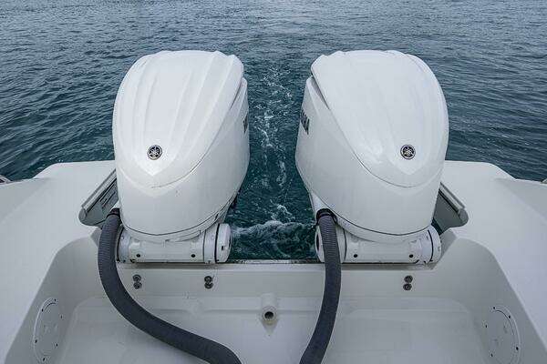 Pursuit S 328 Sport Yacht For Sale