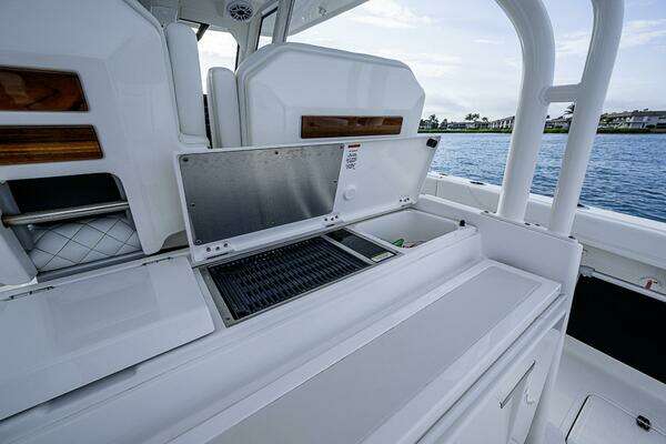 Pursuit S 328 Sport Yacht For Sale