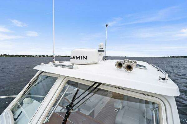 MJM 35 Yacht For Sale