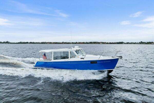 MJM 35 Yacht For Sale