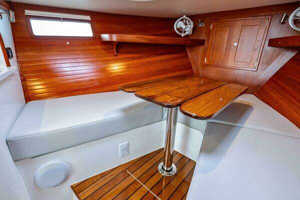 MJM 35 Yacht For Sale