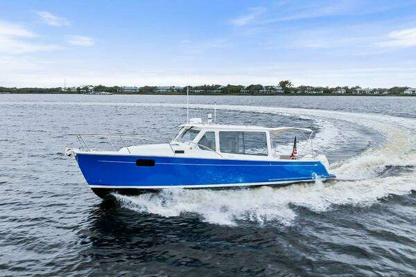 MJM 35 Yacht For Sale