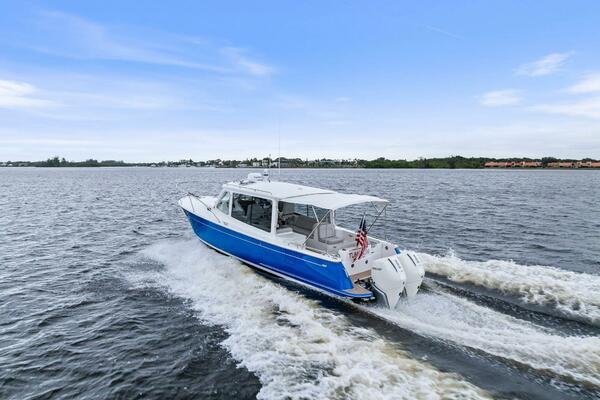 Tumalum 35ft MJM Yacht For Sale