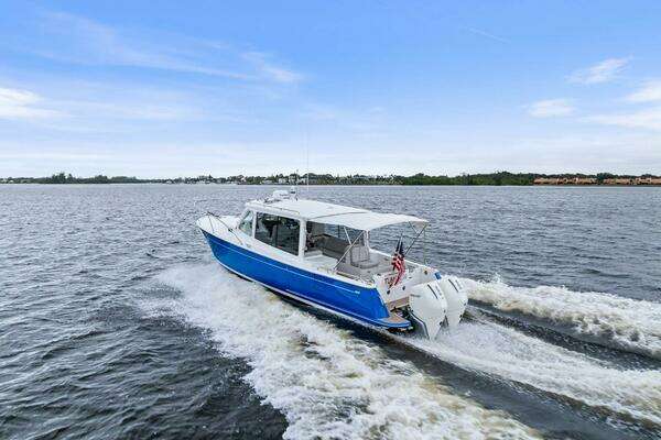 MJM 35 Yacht For Sale