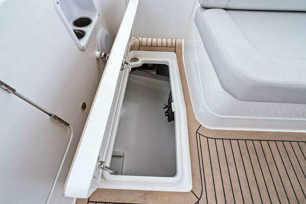 MJM 35 Yacht For Sale